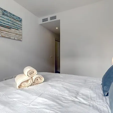 Brand New Modern Ground Floor In With Rooftop Pool And Gym Apartment Marbella