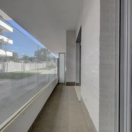 Brand New Modern Ground Floor In With Rooftop Pool And Gym Apartmán Marbella